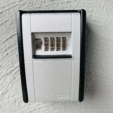 Fewo Am Hilschberg Apartmán *